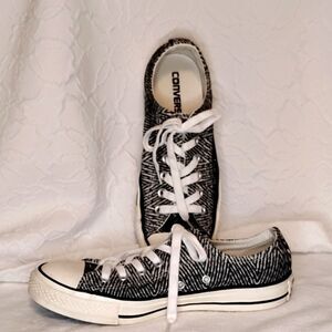 USED Converse Shoes